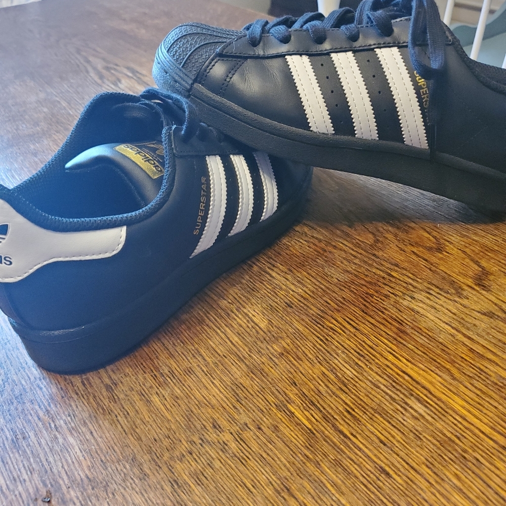 Adidas Superstar